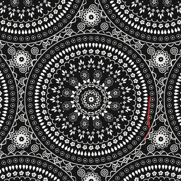 Vera Bradley RFID Convertible Wristlet, Pattern is Black Bandana Medallio - Picture 5 of 6